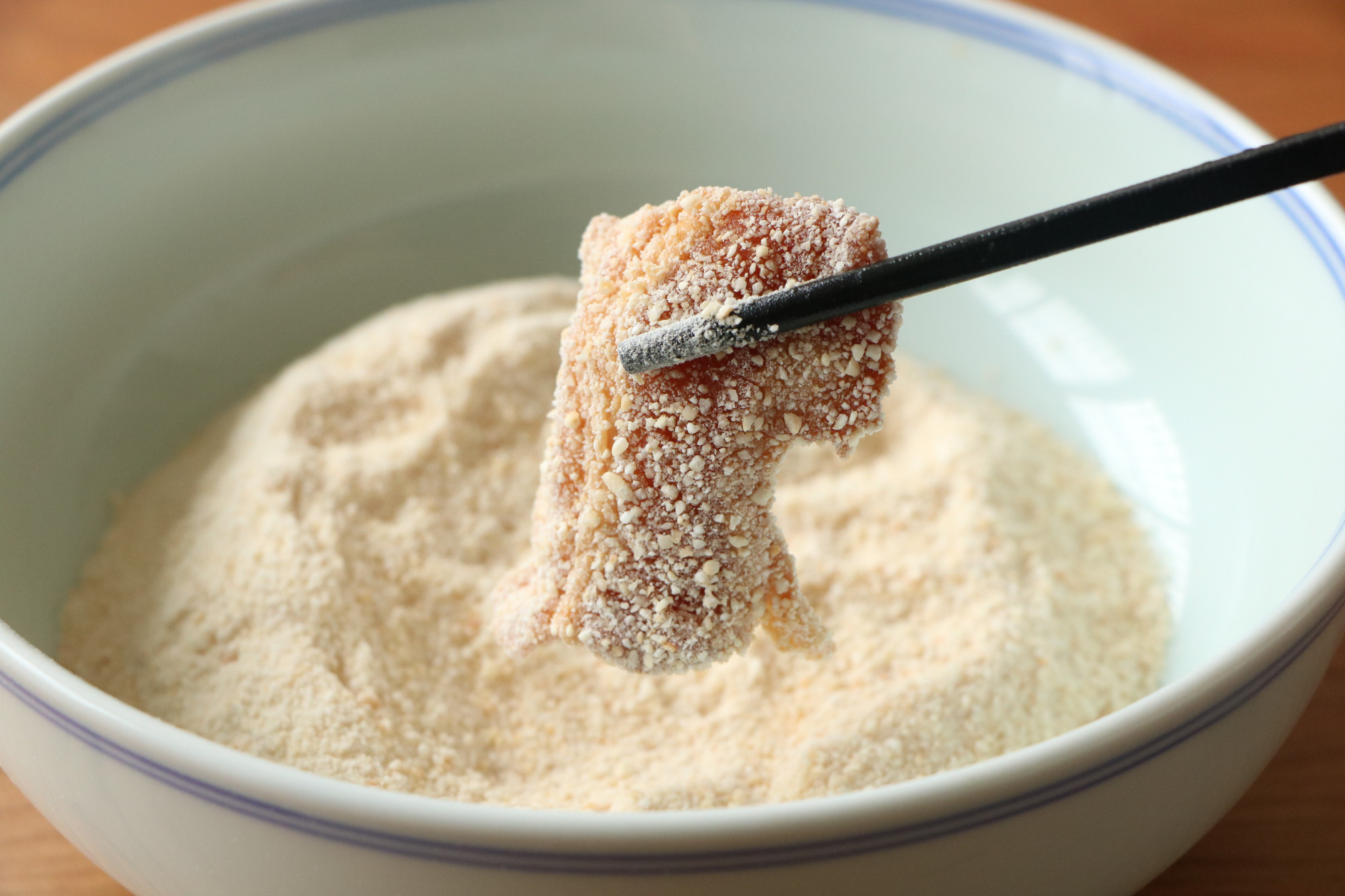 五花肉加上半碗大米，這樣吃不加一滴油，蒸一蒸，好吃不油膩