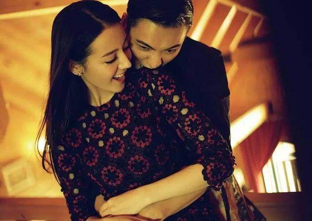 荐书：盛绾绾薄锦墨，爱你爱成双重人格，情不