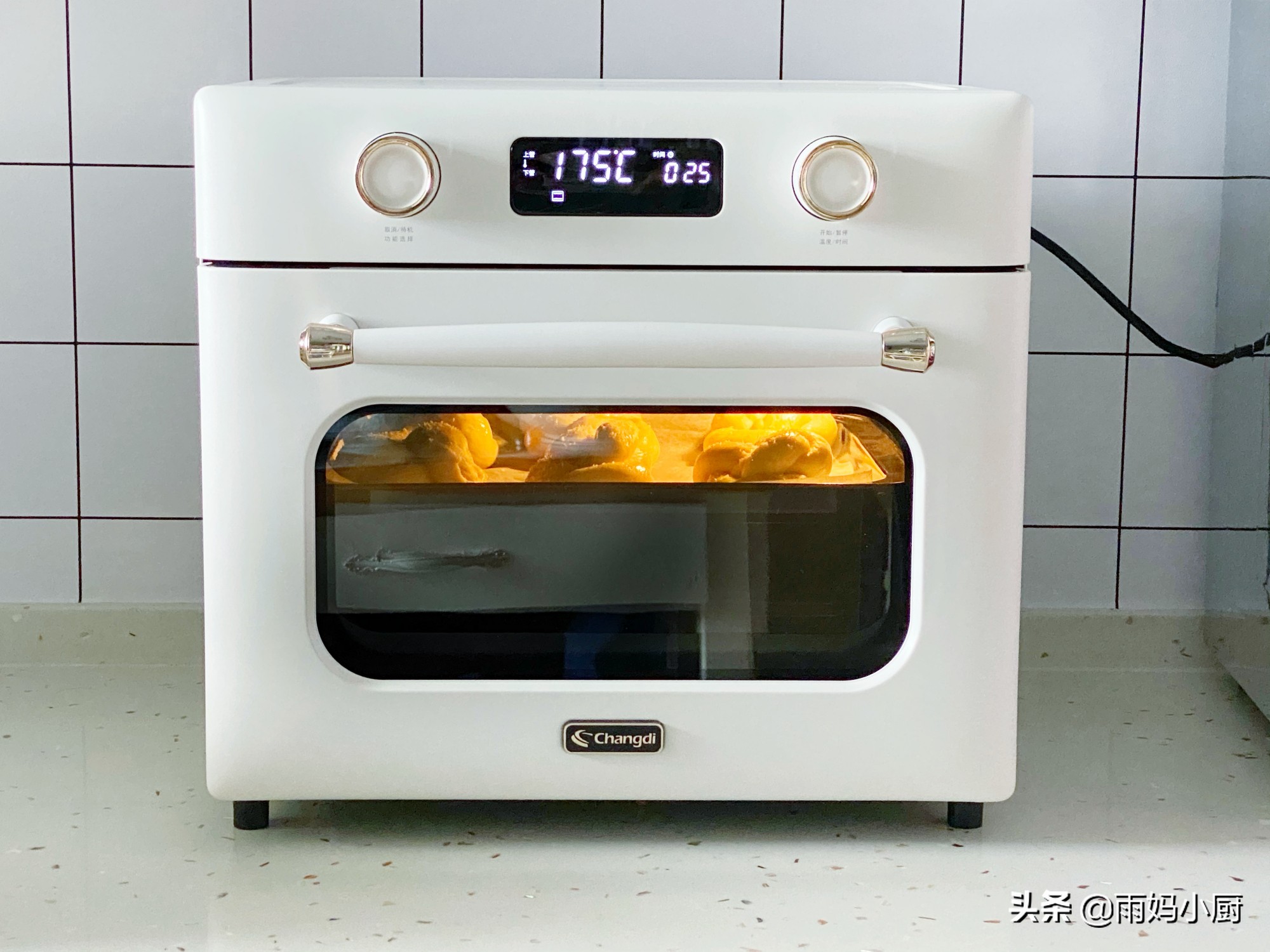 椰蓉小麵包按這個配方做，鬆軟拉絲又美味，零難度新手一次成功