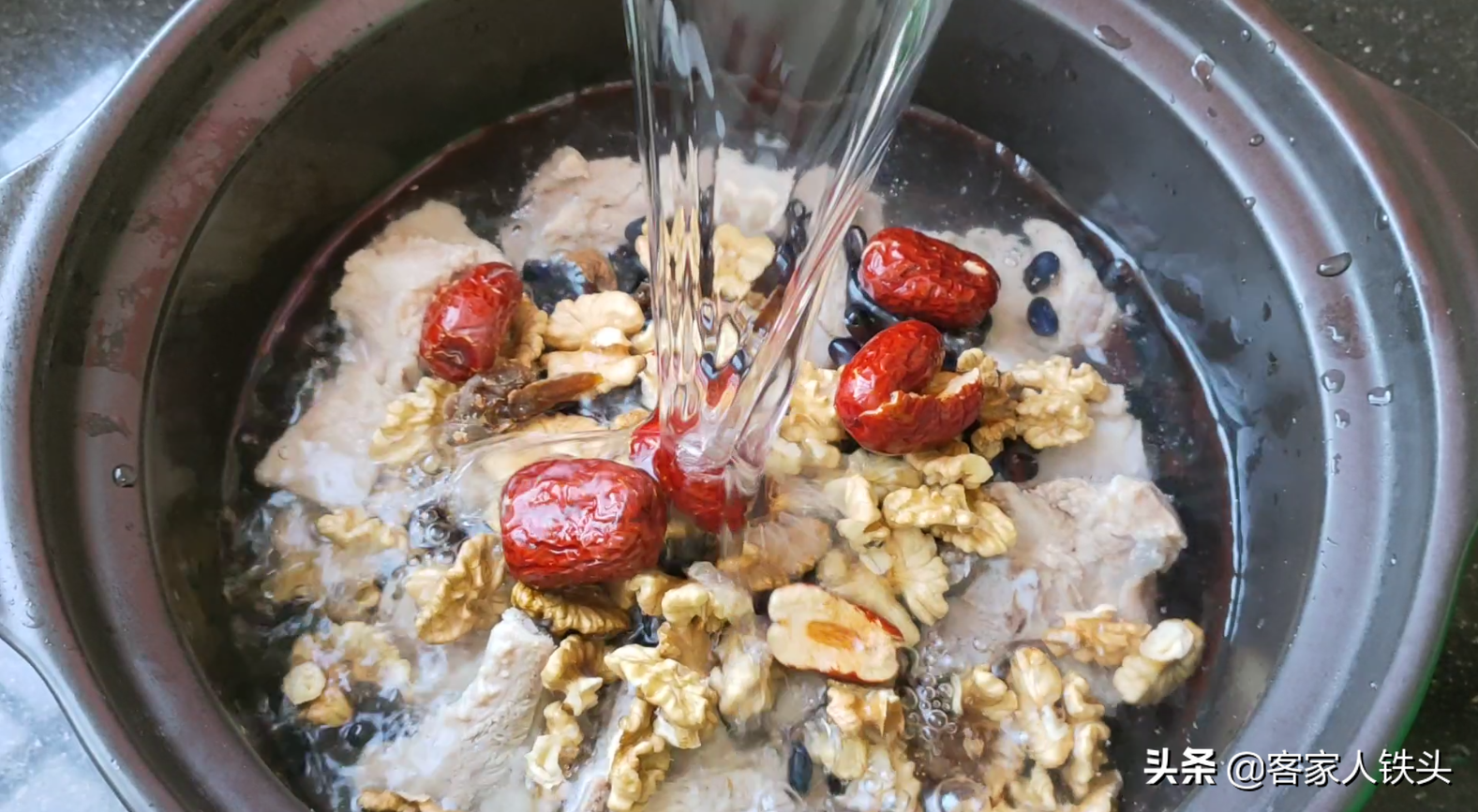 年後喝什麼湯好？ 開學了常給孩子煲一鍋營養靚湯，材料簡單味道好