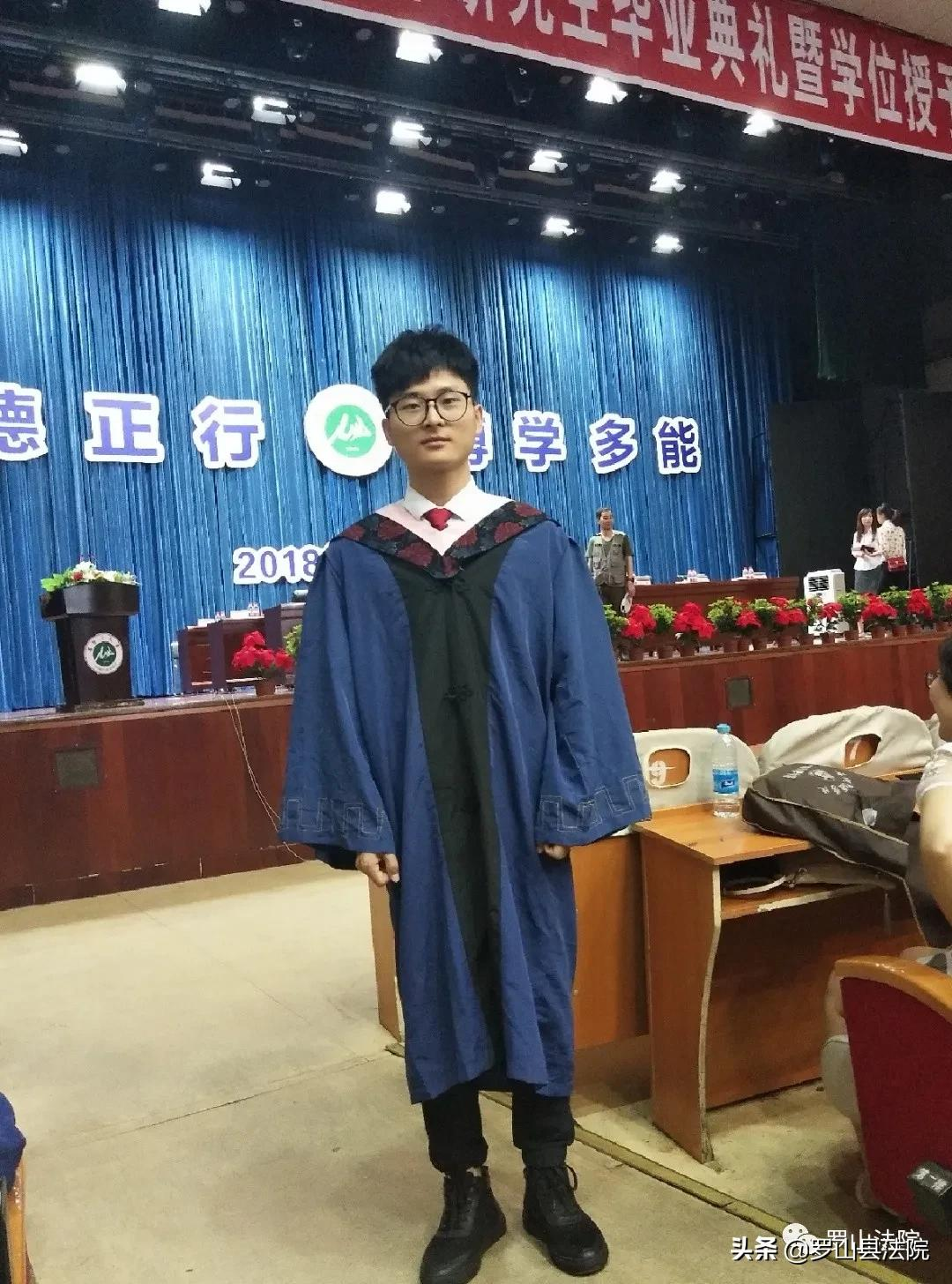 身边的榜样 | 李波:笔尖下的法治梦