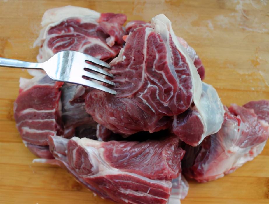 图片[2]-酱牛肉的做法步骤图 不干柴-起舞食谱网