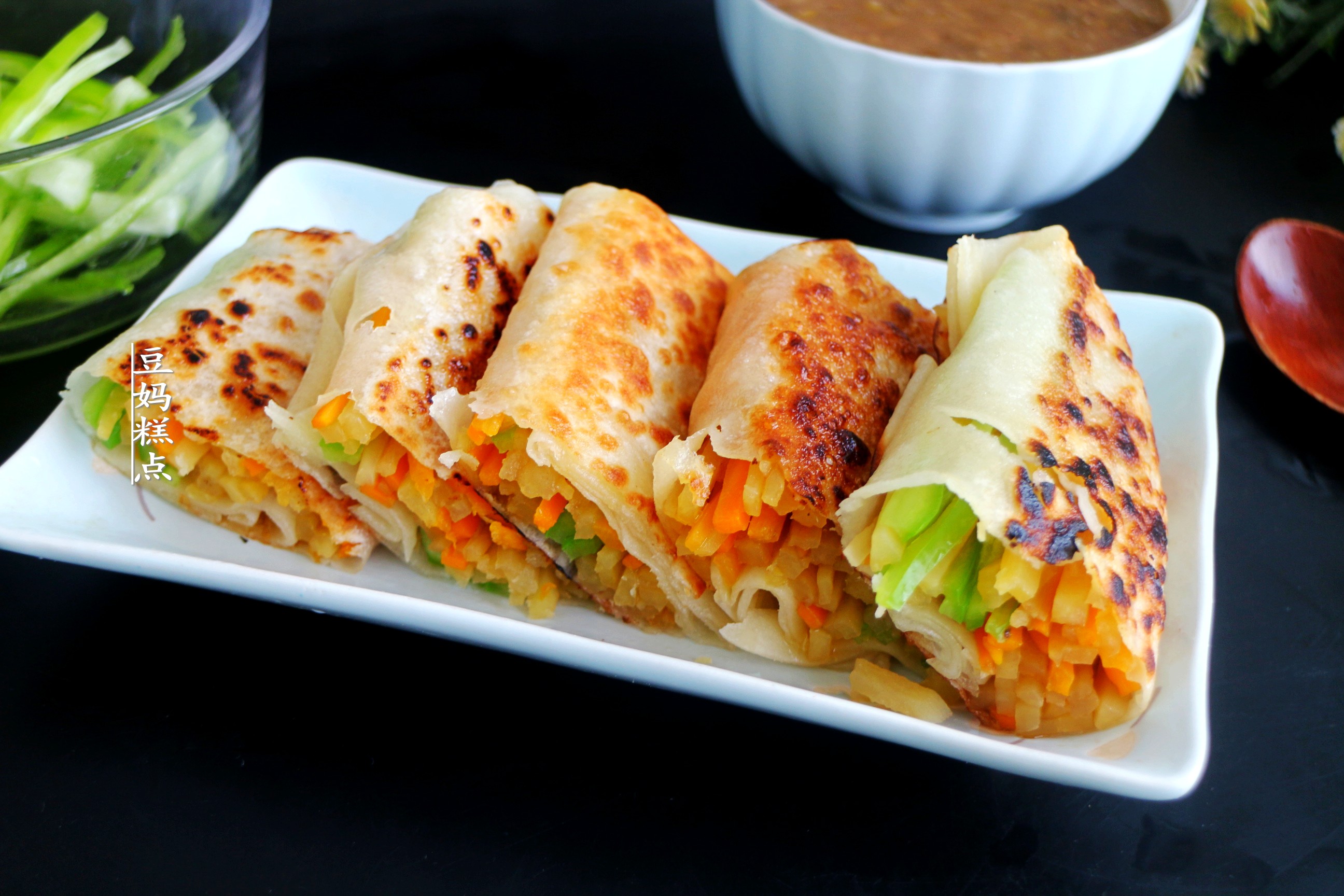 第1次这么做，土豆丝卷饼，儿子连吃3个，真是省事儿又味美