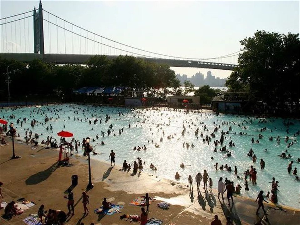 气温超过46℃！史无前例的“热浪”突袭美国，电缆都热到融化