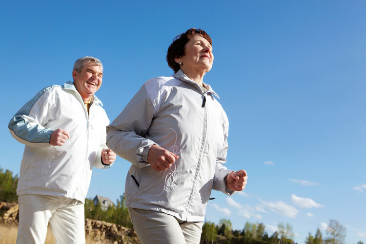 運動是最好的抗老藥！ 18-65歲不同年齡運動方案，快收好