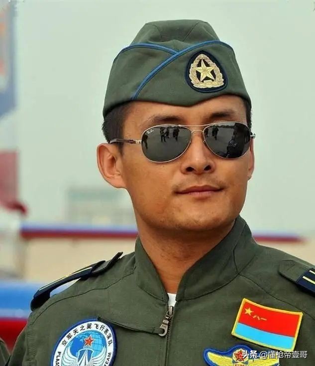 正戴像和尚，歪戴像流氓！短命军帽遭中国官兵