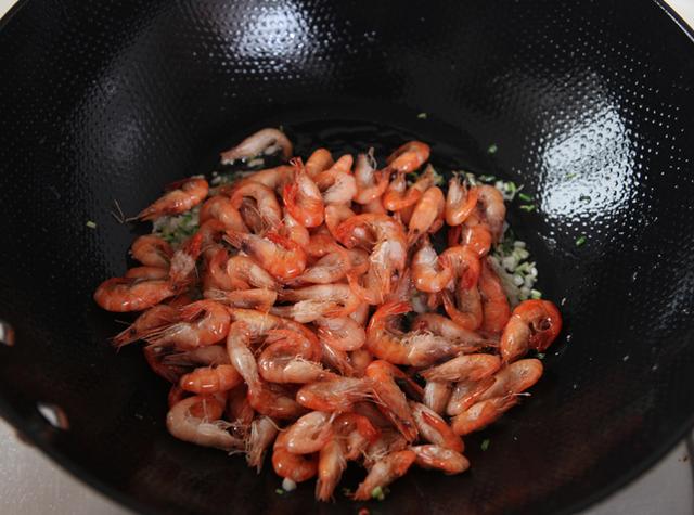 图片[5]-油爆小河虾的做法步骤图越嚼越香的爆炒小河虾下酒下饭都是美-起舞食谱网