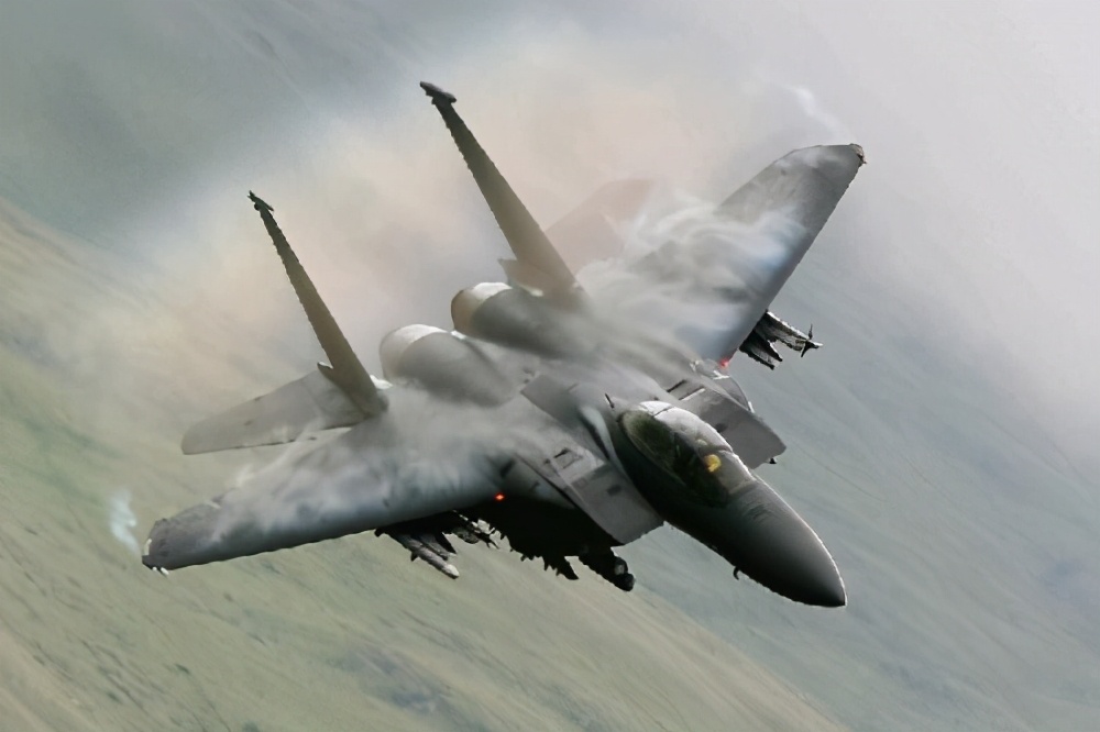 “音爆”是什麽？為何我們看不見聲音，卻能看見音爆？