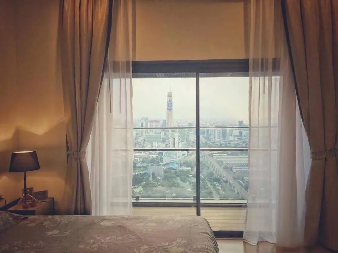 「泰国二手现房」曼谷明星云集的高端公寓大一居