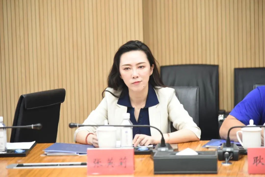 兰州市人社局党组成员、副局长张英莉一行莅临园区参观交流
