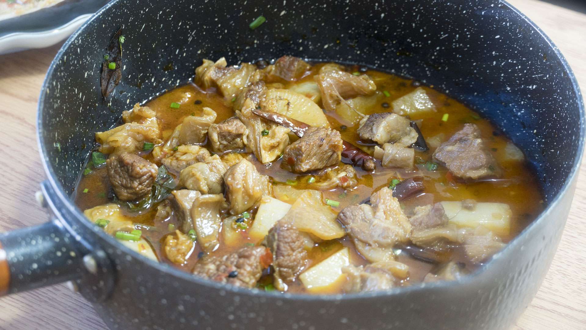 分享8道适合秋天吃的菜，顺应时节贴秋膘，营养又美味，平安入秋