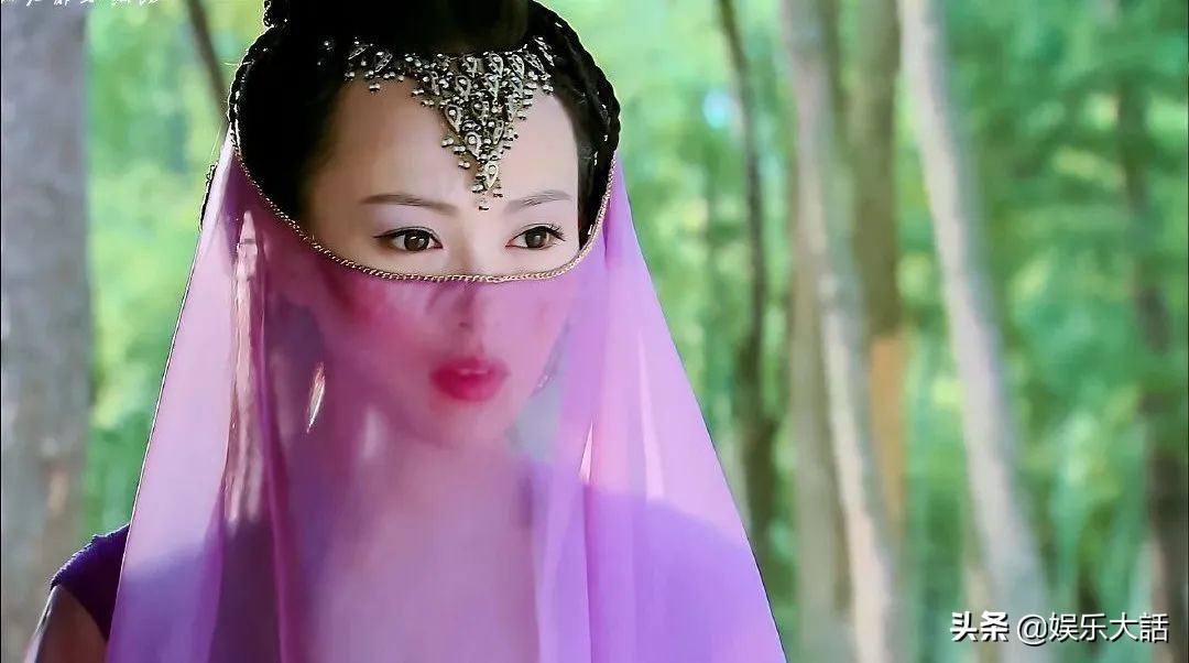 人均一字眉加披發(fā)的影視圈，或許?早就忘記了美人在骨不?在皮吧