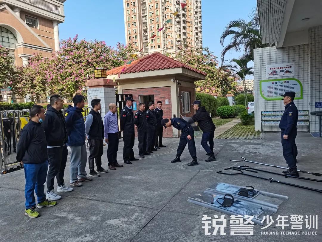 锐警少年警训：海珠区昌岗中路小学防恐防暴安全教育活动