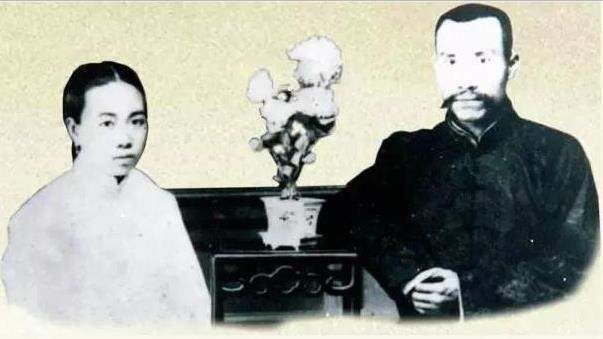 她21岁嫁给朱德，却只做了五年夫妻，婚姻破碎后