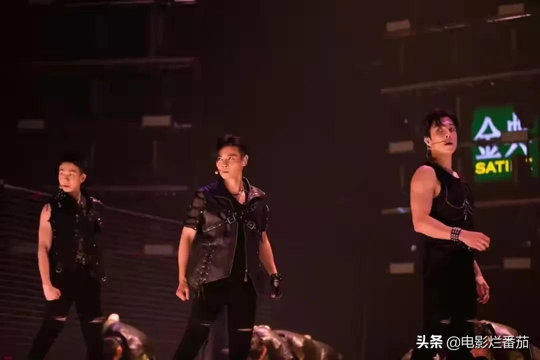 深扒下来发现:那些不油的哥哥们,无一例外是“宠妻狂魔”(图34) 深扒下来发现:那些不油的哥哥们,无一例外是“宠妻狂魔”