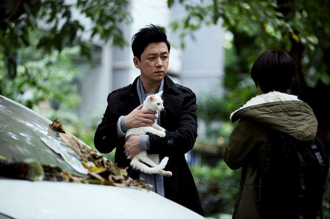 潘粤明与绯闻女友低调一起出现，两人举止甜蜜，网友：快官宣吧