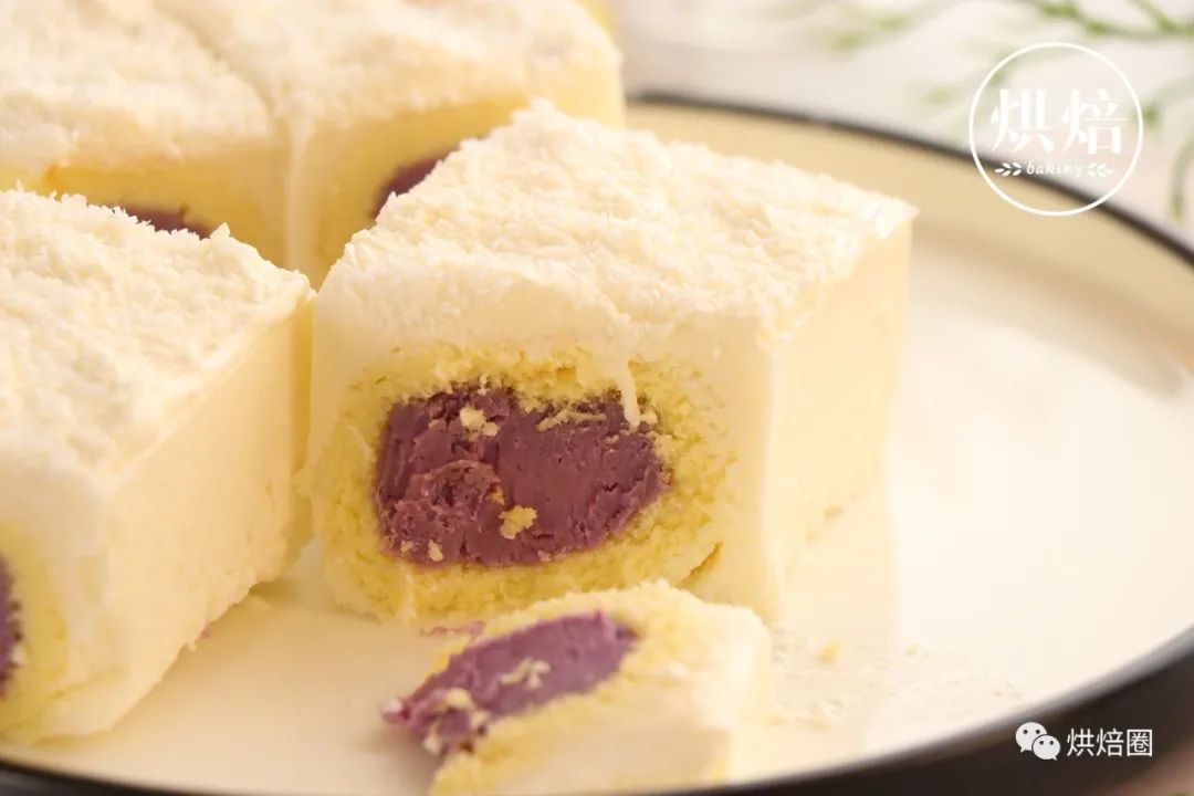 埋进椰香奶油慕斯里的芋泥卷 光看介绍就知道就多好吃了
