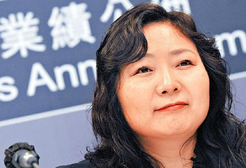 “地产一姐”龙湖吴亚军，白手起家，离婚分前夫200亿