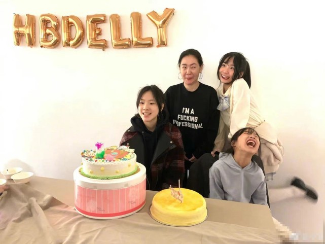 小S曬照曝老公給她做宵夜，大贊對方是好男人，不許網友說其壞話