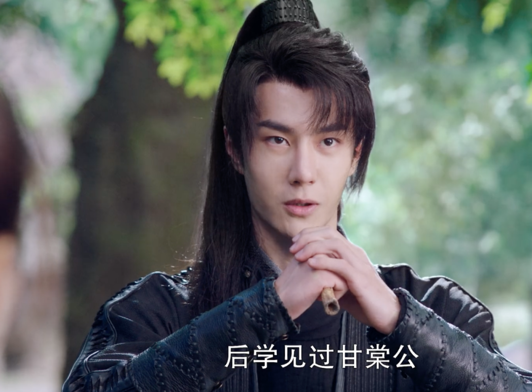 《有翡》开播！赵丽颖又用磨皮滤镜，王一博脸长、法令纹深