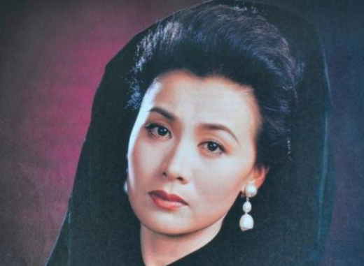 90年代当红女星李媛媛，37岁夺视后，39岁高龄产子，41岁癌症离世