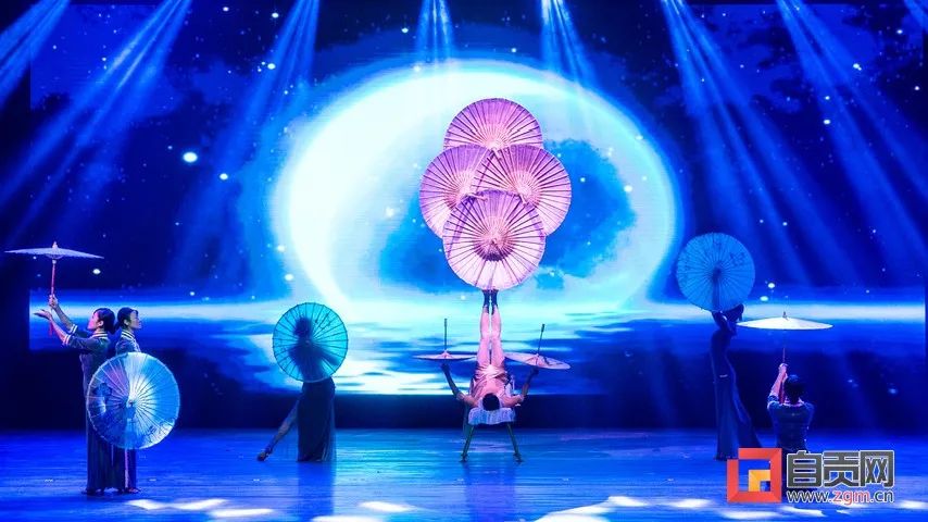 牛！自贡杂技入选2021加拿大春节联欢晚会