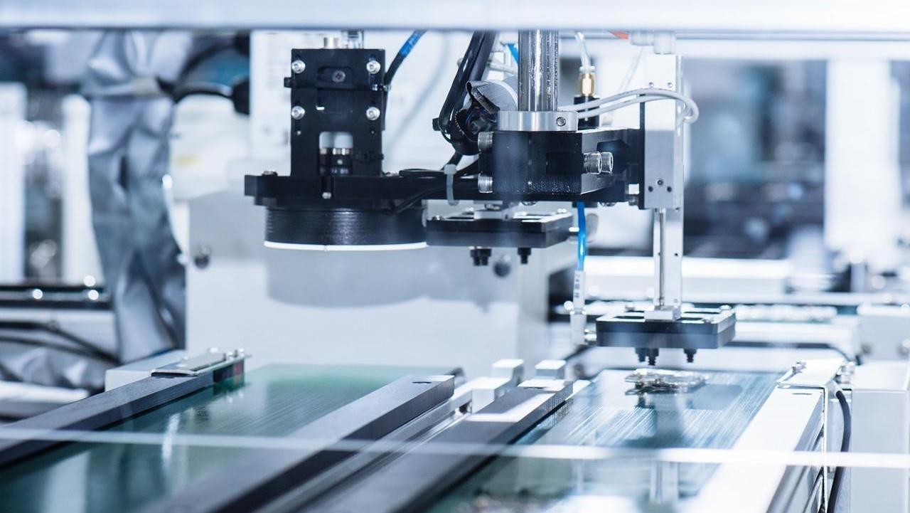 7100万元！中国半导体巨头不惜重金，ASML光刻机买到手了