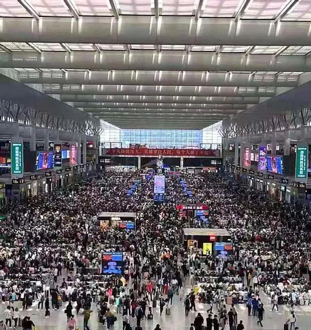 12306算法到底有多難，員工自嘲＂天天過著雙十一＂