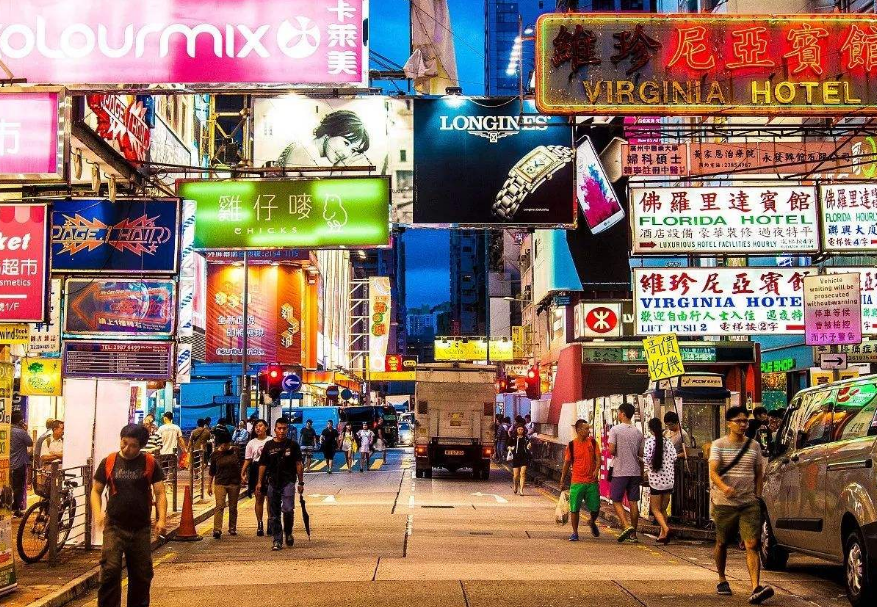 �黑暴�反撲？ 黃商明目張膽賣�暴獨�商品