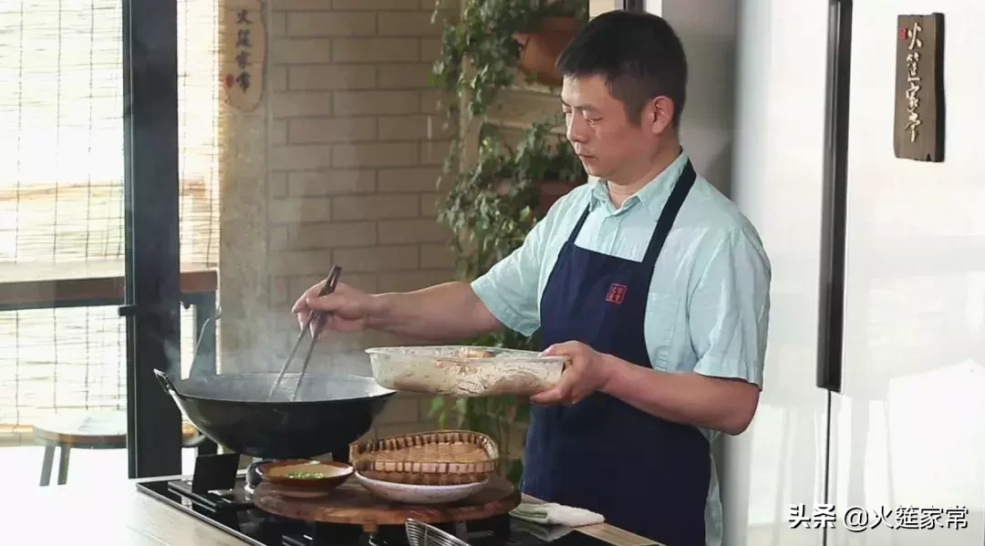 火哥的菜：传统川味小酥肉，这样做酥脆更彻底，下酒煲汤两相宜