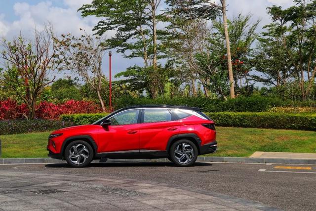 北京现代第五代途胜L，1.5T爆200PS，运动风亮点多