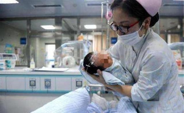 儿子不是你亲生的”宝妈玩笑被宝爸当真，亲子