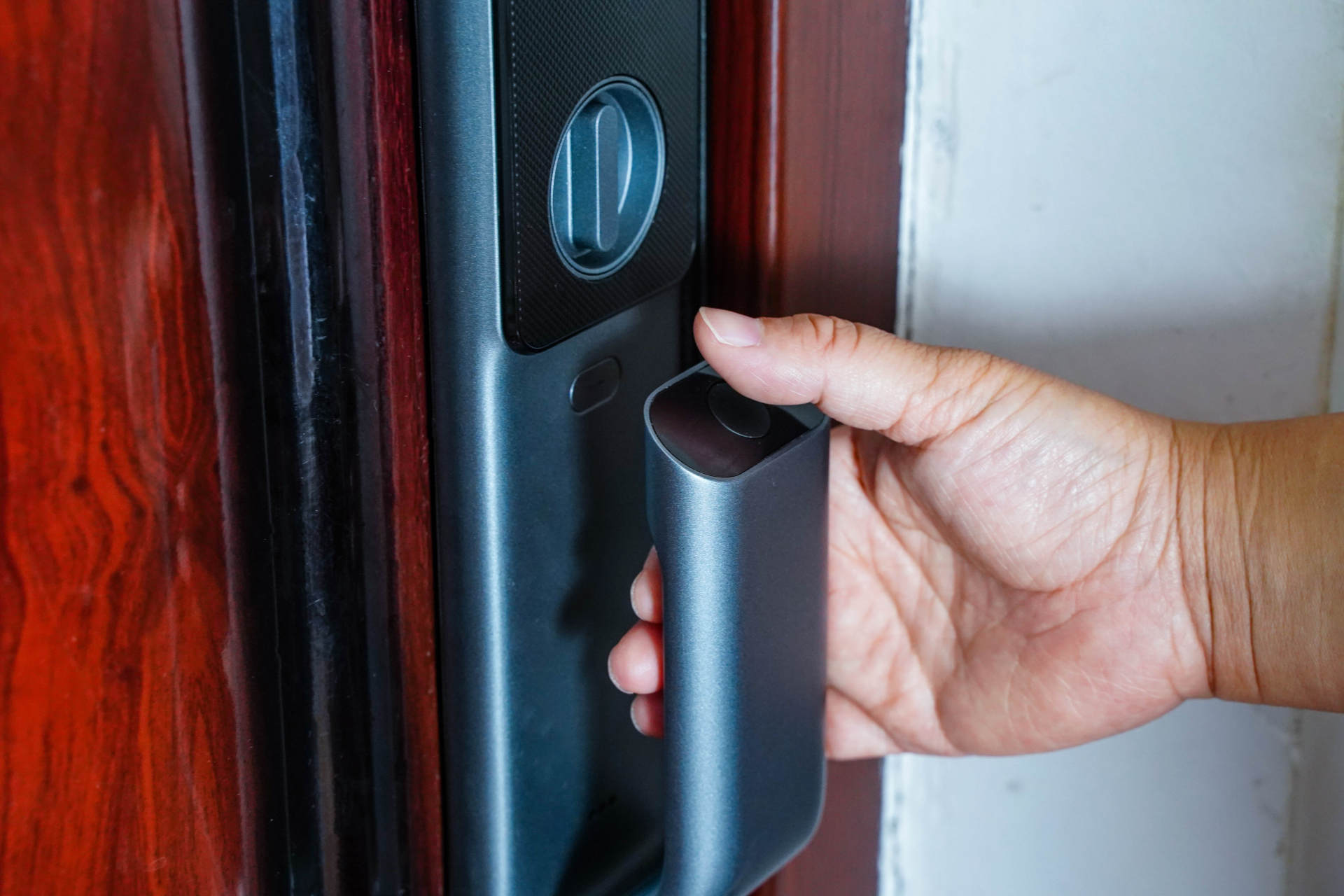 从来不能用指纹开锁的老婆，这次放了个大招