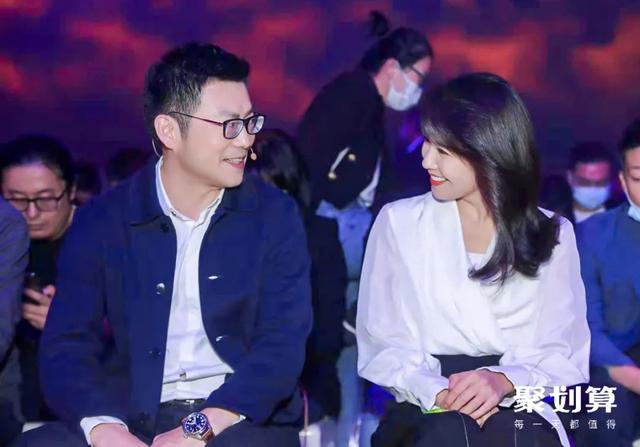 深夜11点,刘涛在直播间卸掉全妆,一大波品牌跟着卖爆了