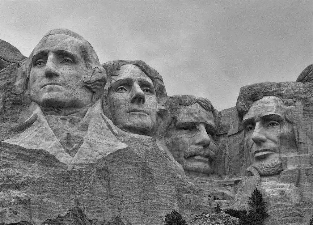 中国理当正视美国的强大，但无需畏惧