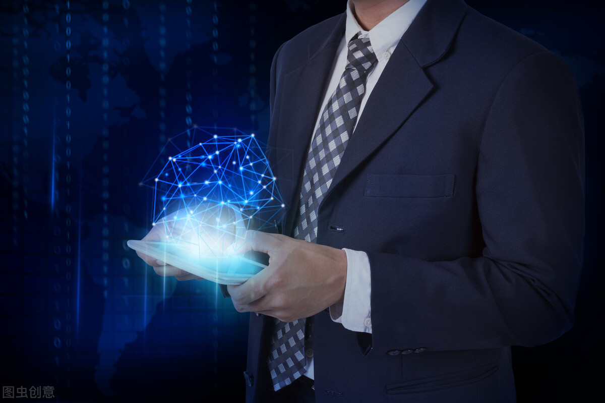 全职做自媒体后，我的生活都发生了哪些变化？