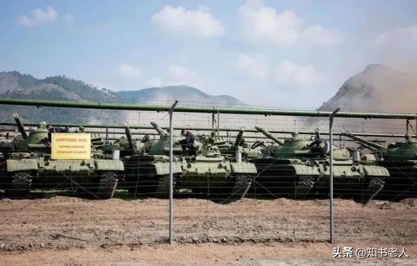 实拍俄罗斯坦克储备场，T-72全面保养，为何更先进的T-80被荒废？