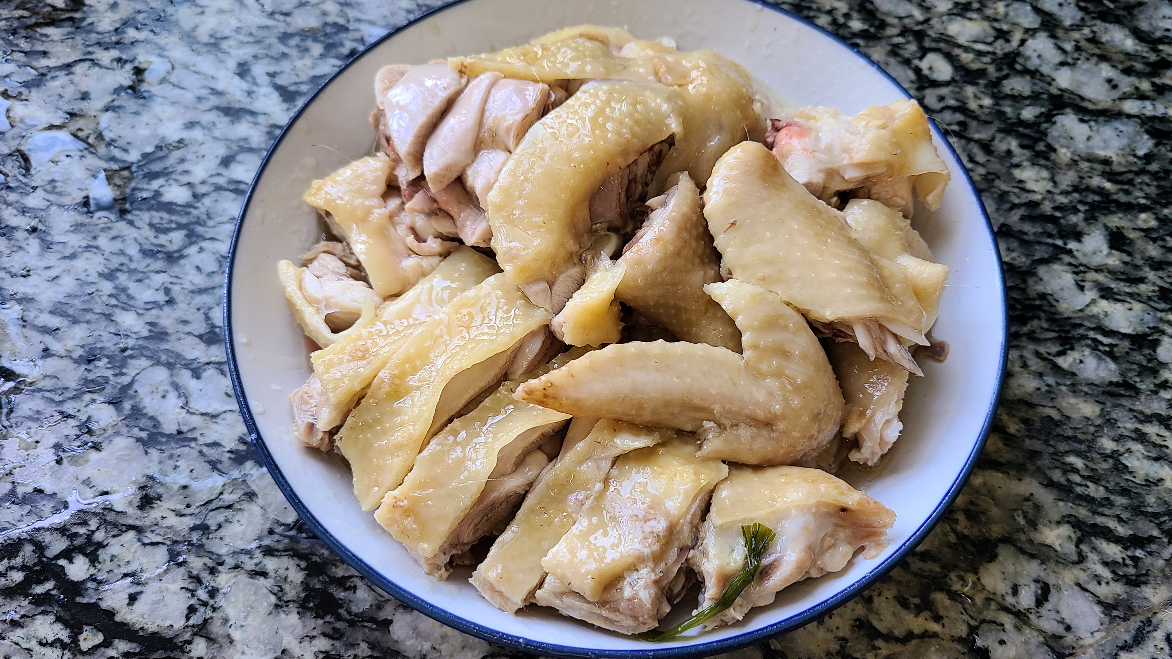 葱油鸡，做法简单又好吃的一道广东美食，20分钟就能做好