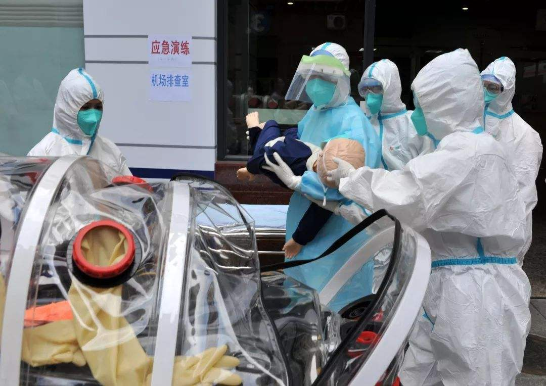 明星不能强国疫情面前出国避难，必须严控明星