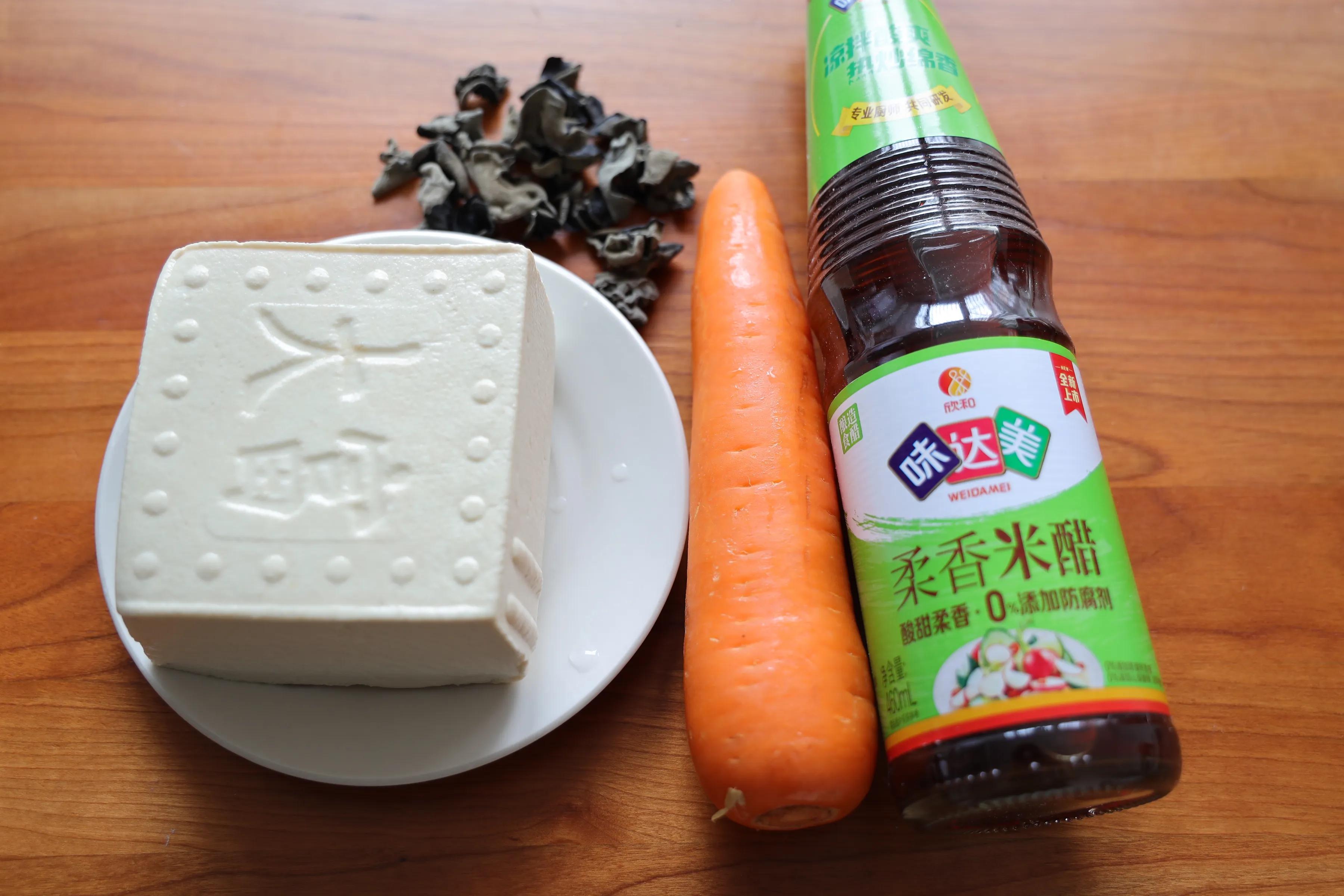 立秋要多吃豆腐，超级好吃的做法，汤汁浓郁更下饭，做法还超简单