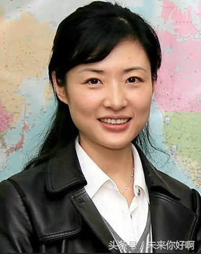 知名主持人美照一册，欣赏