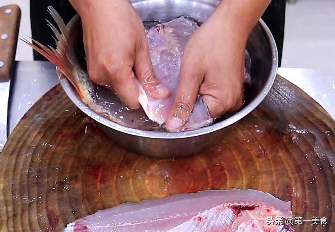 圖片[2]-【剁椒魚塊】做法步驟圖 鮮嫩可口 香辣下飯-起舞食譜網