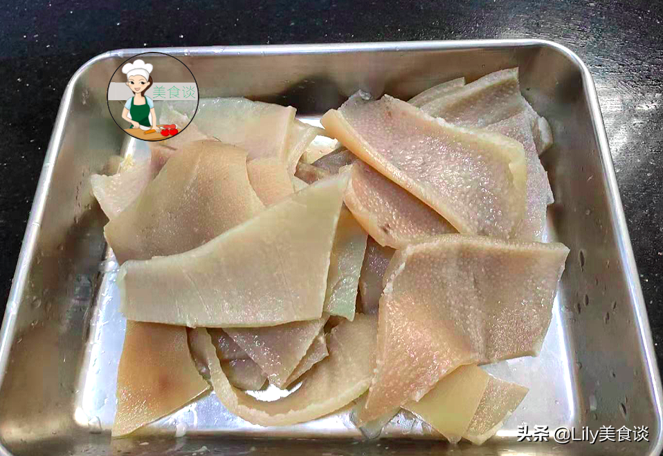 菜市场碰到它别手软，一次买10斤，炸一锅存冰箱，随吃随取，方便