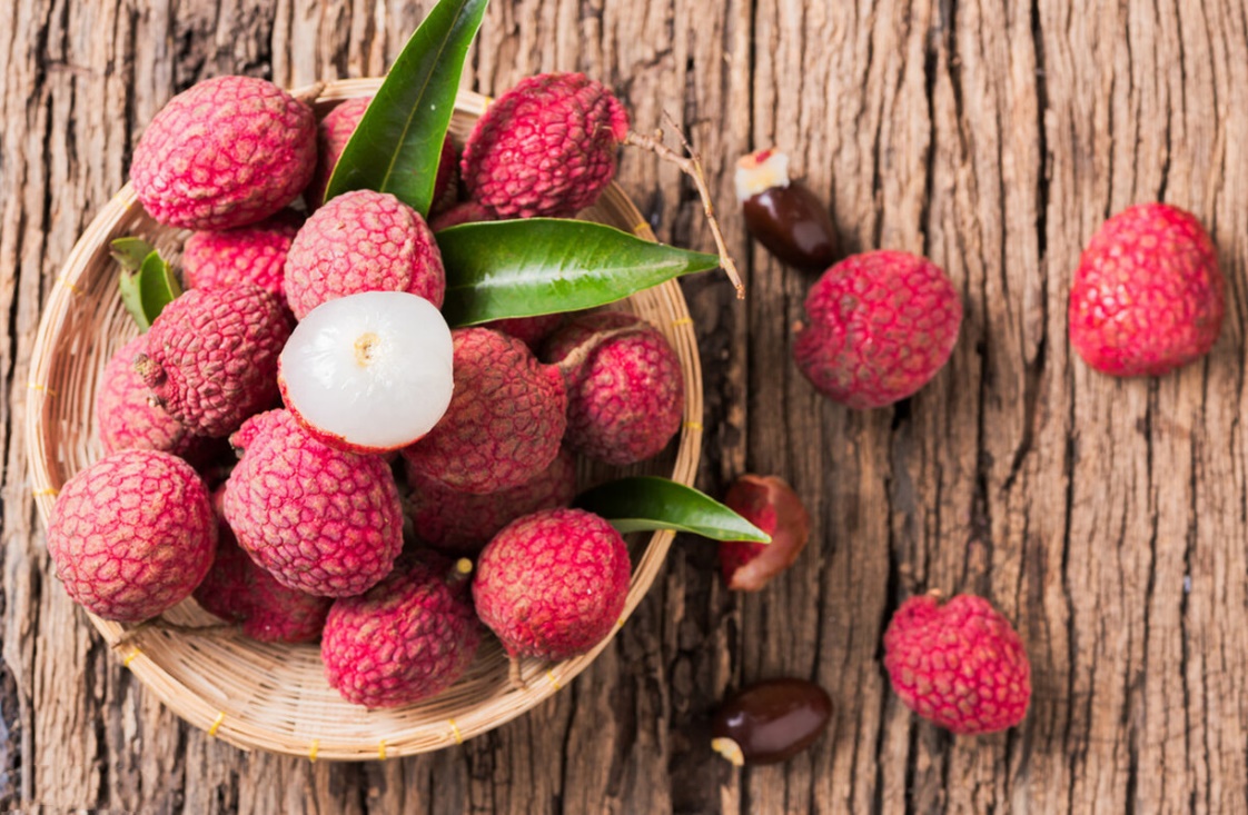 轉告家人：三種水果是胃病"加速器"，吃1次等於吃10個塑料袋