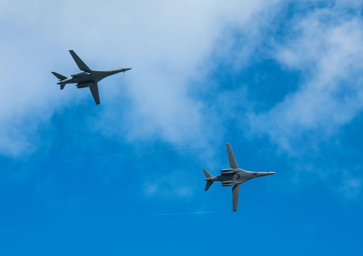 战略核轰重返关岛，美军故弄玄虚逼近第一岛链