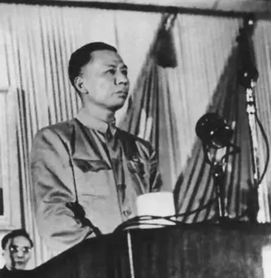 1964年，原子弹试爆前周总理问张爱萍：万一不响今年能再做一个？