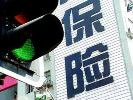 案例说保险：40岁女士患癌，因健康告知只说一半，保险拒赔22万 第3张