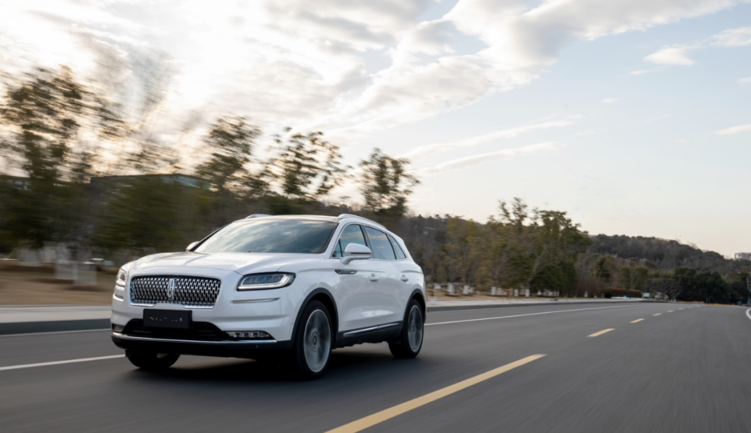 V6双涡轮发动机，航海家是目前最便宜的豪华品牌6缸车吧？