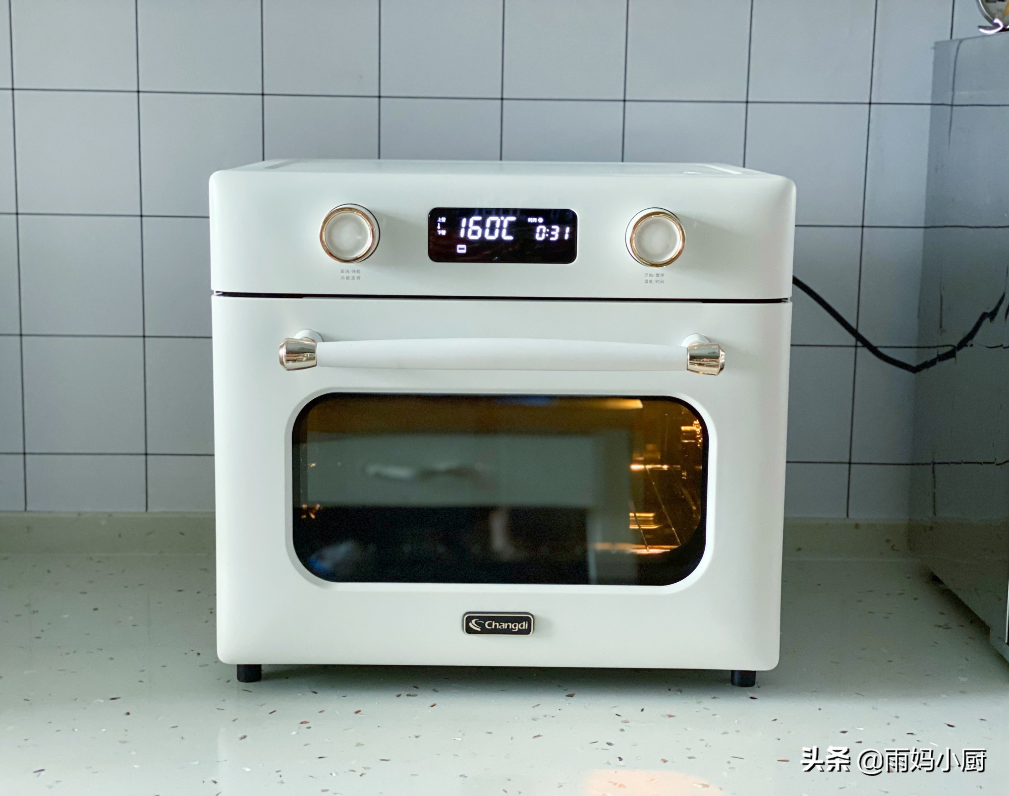 暑假，给孩子做早餐就用它，吃法多样又方便，组织拉丝又细腻