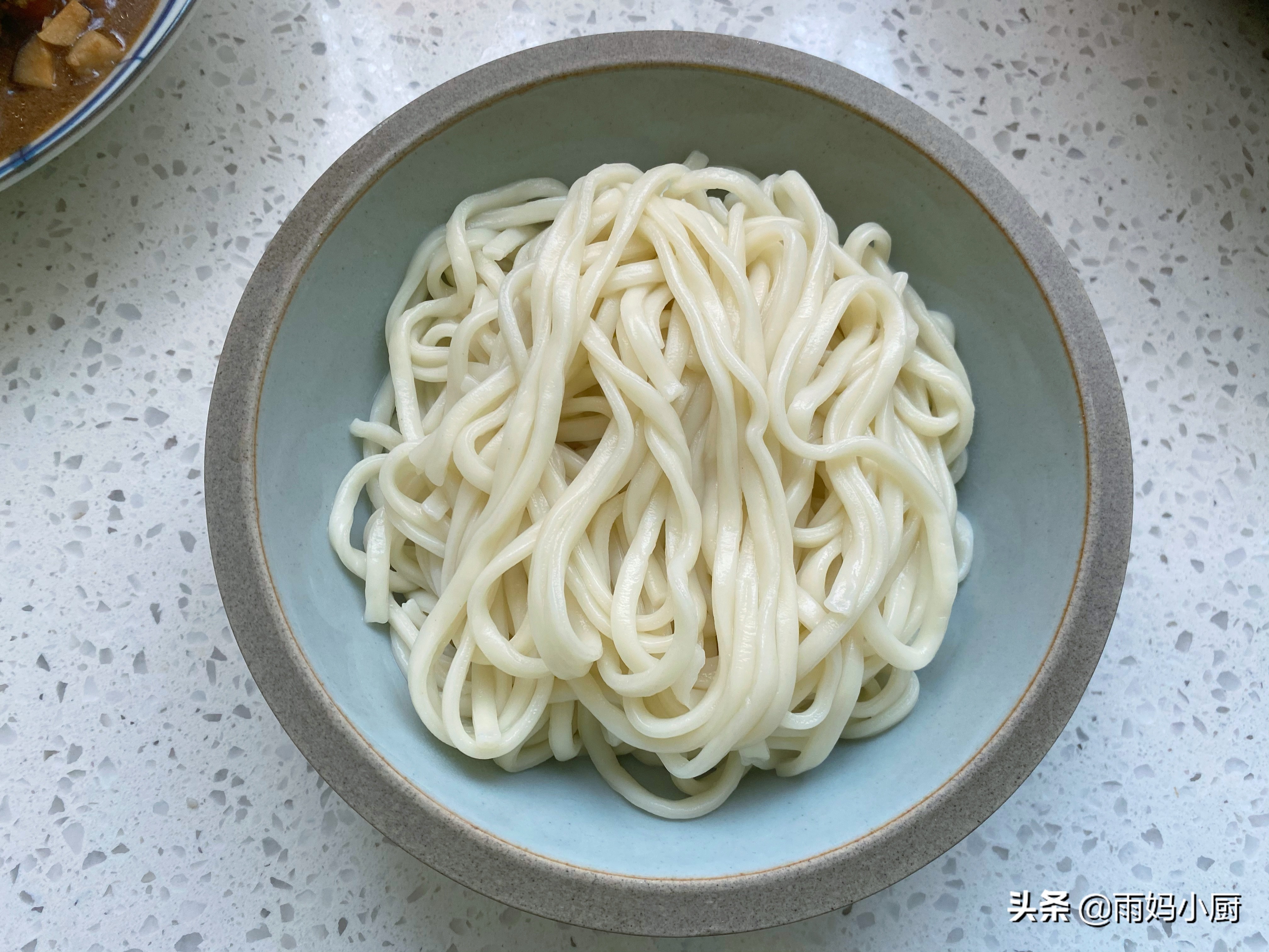 打滷麵怎麼做才好吃？ 分享一道打鹵的家常做法，醬香濃郁吃不膩